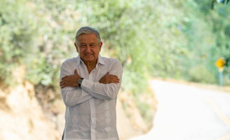  Se impulsará la producción de mezcal en Oaxaca: AMLO